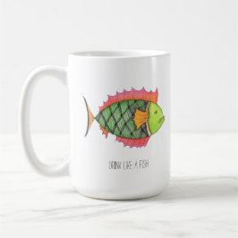 Café Beba como uma caneca de peixe