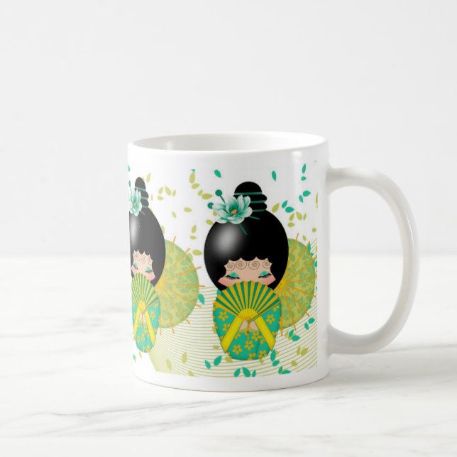 Café Bonecas de Kokeshi na caneca verde e amarela (Direita)