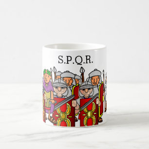 Café Caesar e sua caneca antiga de Roma da legião