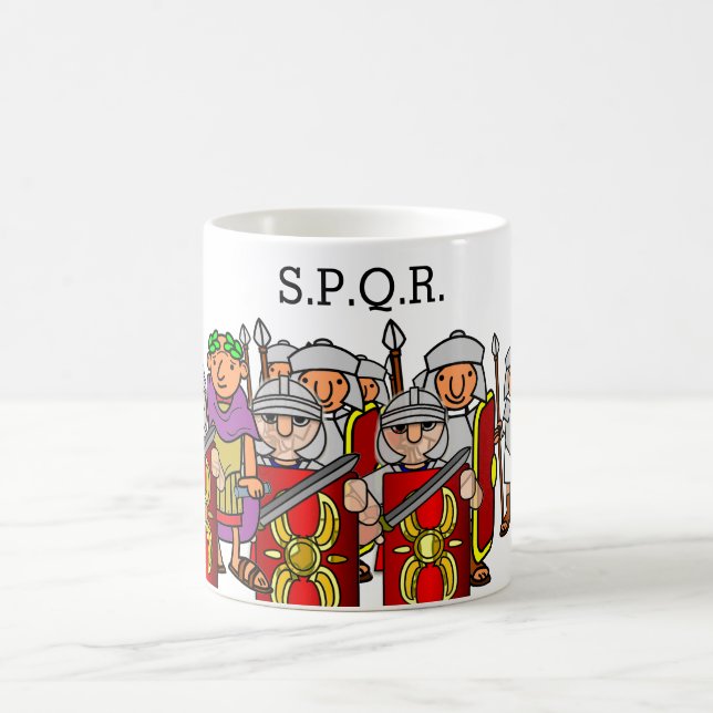 Café Caesar e sua caneca antiga de Roma da legião (Centro)