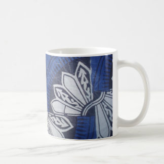 Café Caneca azul de Ancara da borboleta