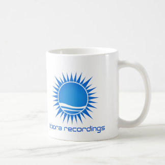 Café Caneca Azul-em-Branca das gravações de Abora