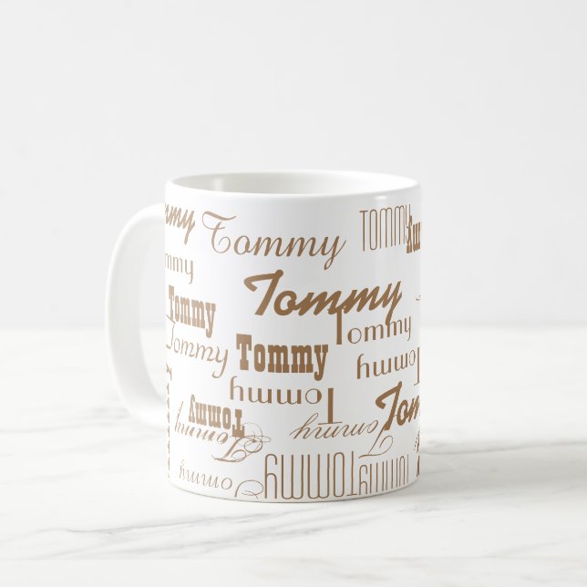 Café caneca branca com padrão de nome castanho claro (Frente Esquerda)