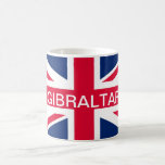 Café Caneca britânica de Gibraltar da bandeira<br><div class="desc">Bandeira britânica com texto de Gibraltar no centro, tem um grande punho que seja fácil de guardarar e vem nos tamanhos 11oz e 15oz. Máquina de lavar louça e cofre forte da microonda. Faz um grande presente!</div>