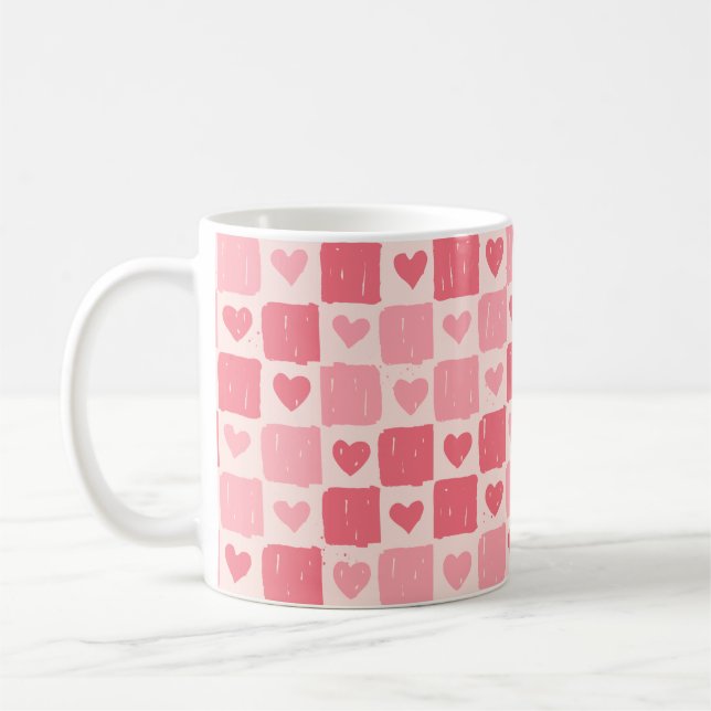 Café Caneca Clássica com Padrão de Corações Pintados (Esquerda)