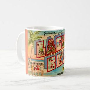 Café Caneca com cartão postal antigo de Laguna Beach FL