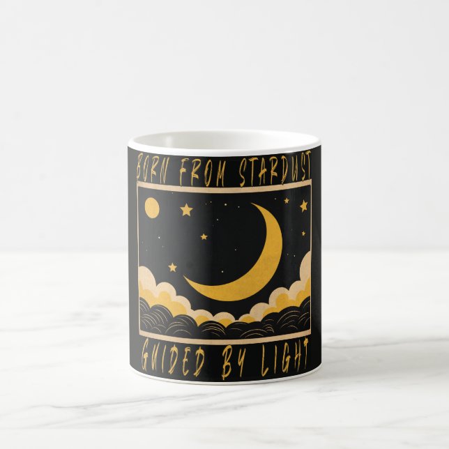 Café Caneca com Desenho Celestial de Lua Crescente (Centro)