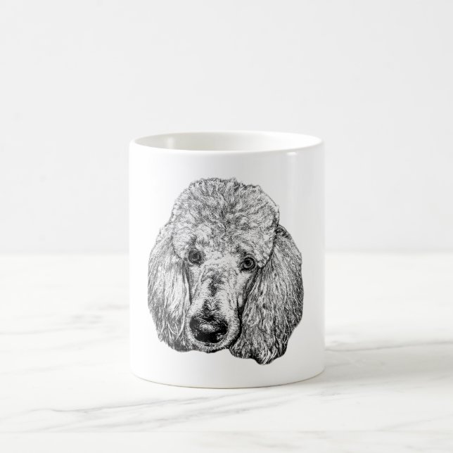Café Caneca com Retrato de Poodle – Arte Detalhada em P (Centro)