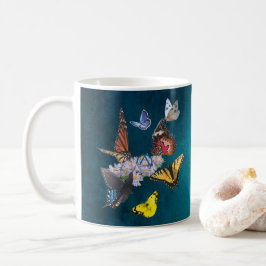 Café caneca com slogan símbolo de sobriedade de borbole