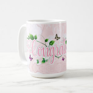 Café Caneca com texto de congratulações em floral rosa