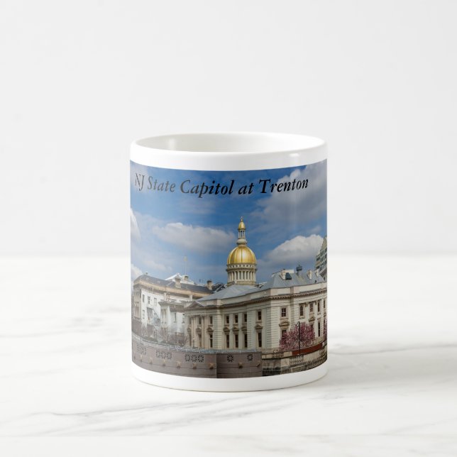 Café Caneca da construção do Capitólio do estado de NJ (Centro)