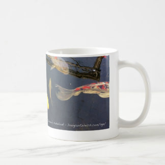 Café Caneca da lagoa de Koi do caderno de um jardineiro