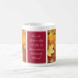 Café Caneca das bênçãos da acção de graças - aumentaram