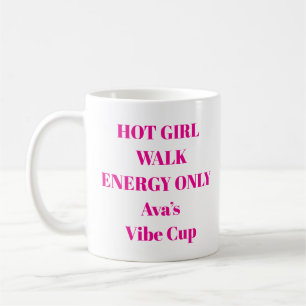 Café Caneca de Energia para Caminhada de Garota Quente
