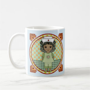 Café Caneca de Enfermeira Costumada de Menina Negra