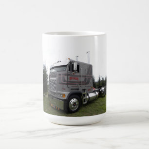 Café Caneca de Freightliner COE das faíscas