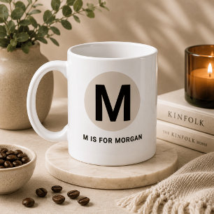 Café Caneca de Inicial Moderna – Design “M de [Nome]”