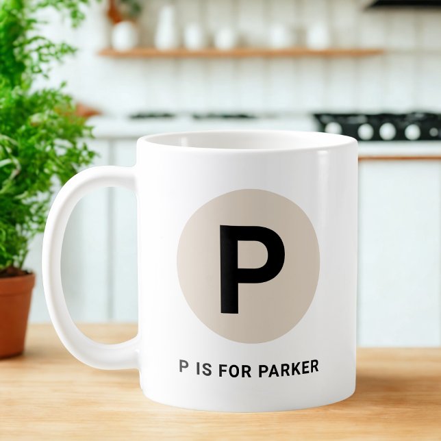 Café Caneca de Inicial Moderna – Design “P é para [Nome (Criador carregado)