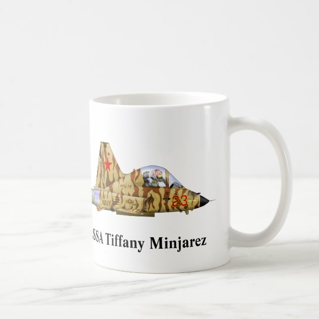 Café Caneca de LSSA Tiffany Minjarez (Direita)