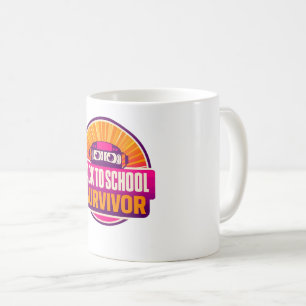 Café Caneca de ônibus escolar retrô volta às aulas