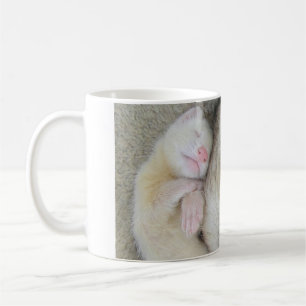 Café Caneca de sono da doninha da mãe e do bebê