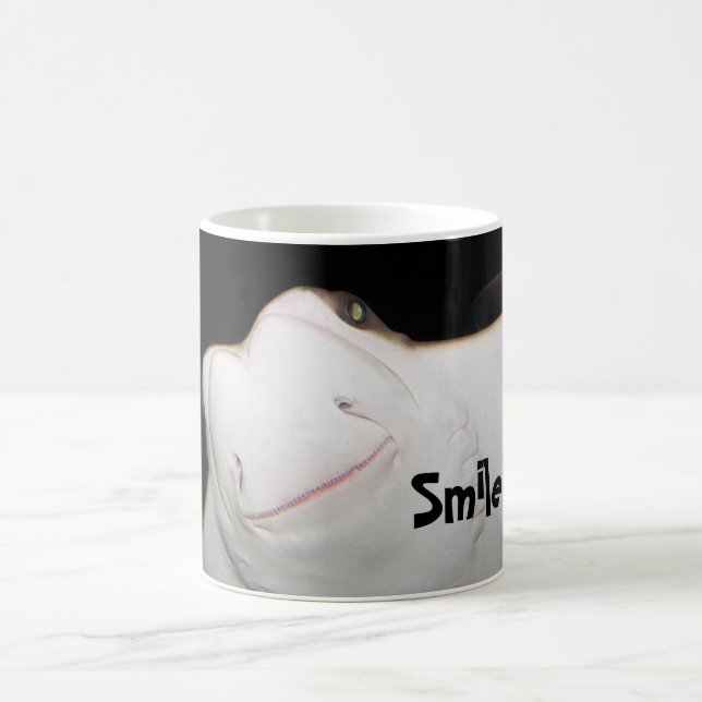 Café Caneca de sorriso do raio (Centro)