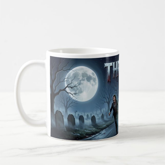 Café Caneca de Terror de Caça no Cemitério Sob a Luz da (Esquerda)