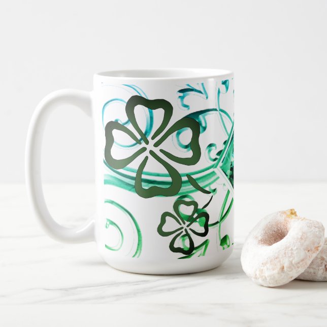 Café Caneca de trevo verde (Com Donut)