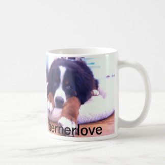 Café Caneca do cão de montanha de Bernese