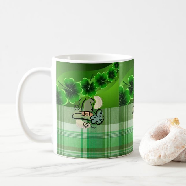 Café Caneca do Dia de São Patrício (Com Donut)