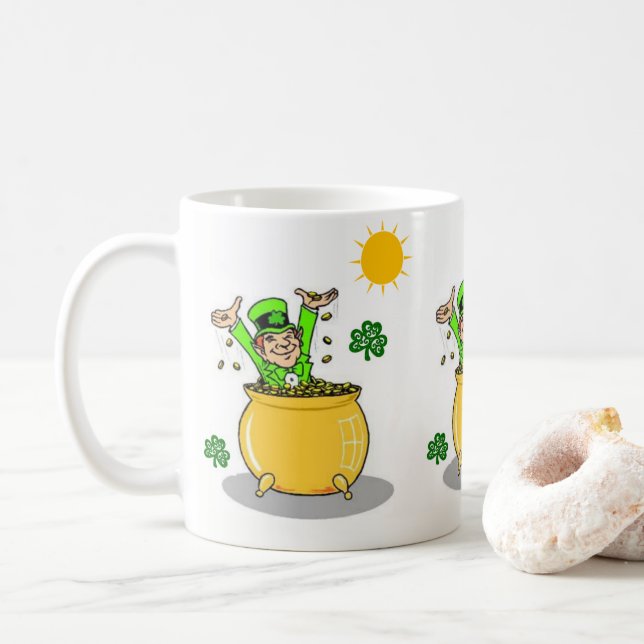 Café Caneca do Dia de São Patrício (Com Donut)