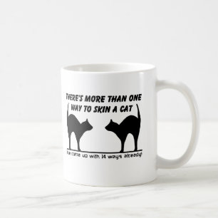 Café Caneca Engraçada de Humor Esfolando um Gato