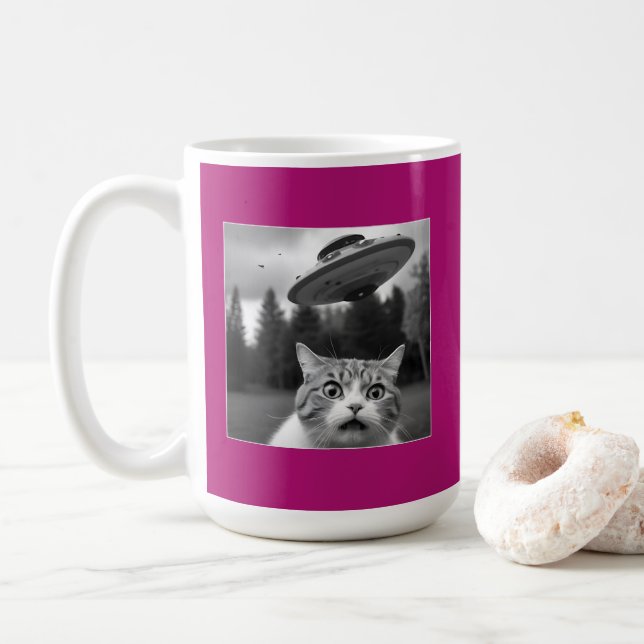 Café Caneca Engraçada de UFO com Selfie de Gato (Com Donut)