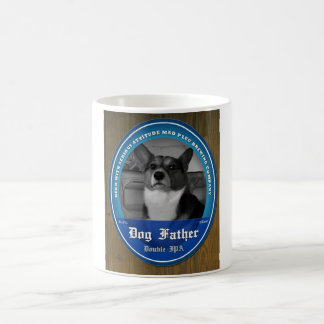 Café Caneca louca da fabricação de cerveja da tomada