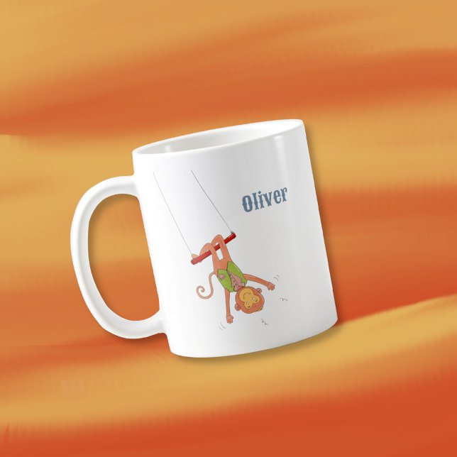Café Caneca Personalizada Criança Acrobata Macaco de Ci (Circus cartoon monkey on a trapeze kid cocoa mug with name .)