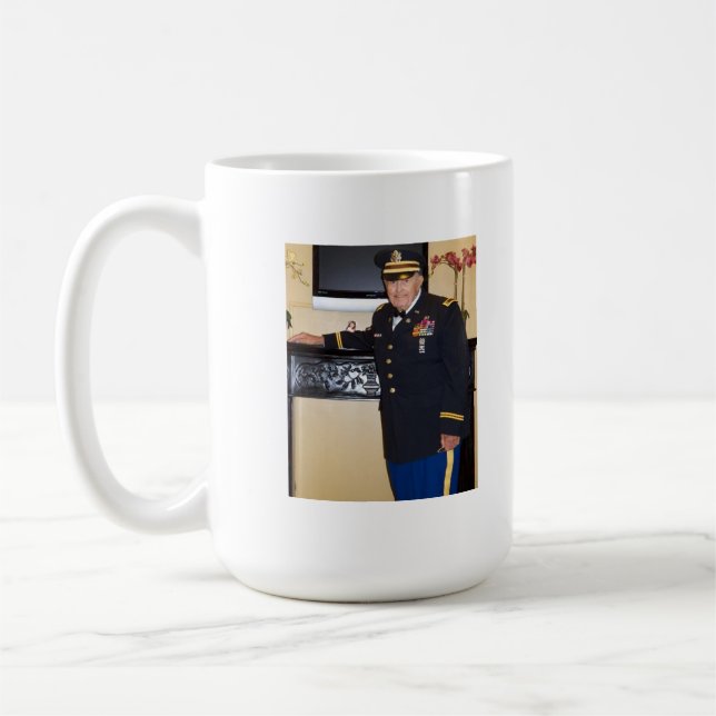Café Caneca principal do veterano de Mathew Suddath (Esquerda)