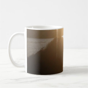 Café Caneca Silhueta de Cachorro ao Pôr do Sol