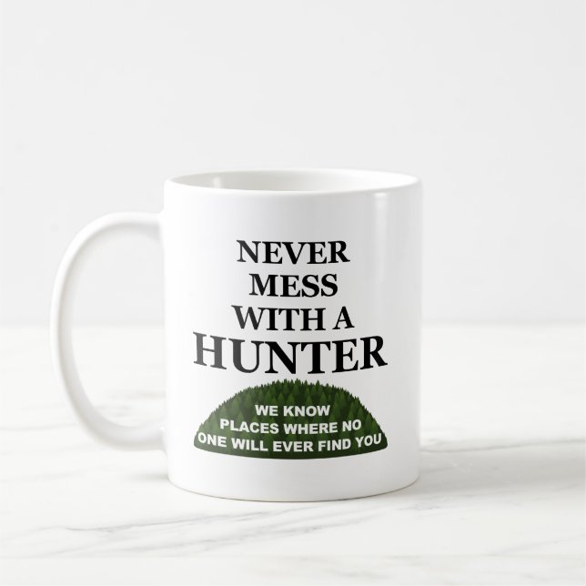 Café Conheça o Local para Esconder Você Caneca de Caça  (Esquerda)
