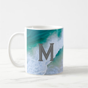 Café Design de onda de caneca com surf de monograma