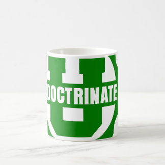 Café "Doutrine caneca zumbida do logotipo de U"