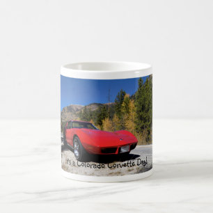 Café É uma caneca do dia de Colorado Corveta