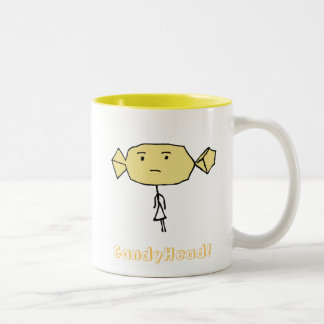 Café Em Dois Tons Amarelo da caneca de CandyHead hmmm