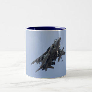 Café Em Dois Tons Cabeça do Harrier de AV8B na caneca