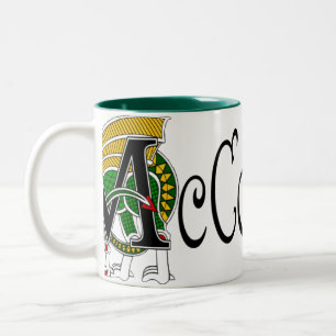 Café Em Dois Tons Caneca celta do dragão de McCormack
