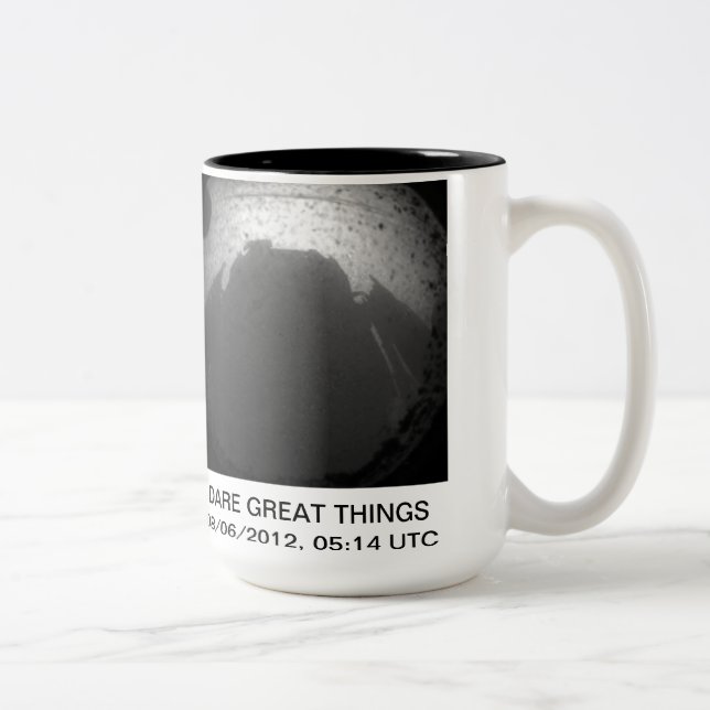 CAFÉ EM DOIS TONS CANECA DA ATERRAGEM DA CURIOSIDADE DE MARTE (Direita)