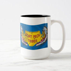 Café Em Dois Tons Caneca da Bandeira Assiniboine de Fort Peck