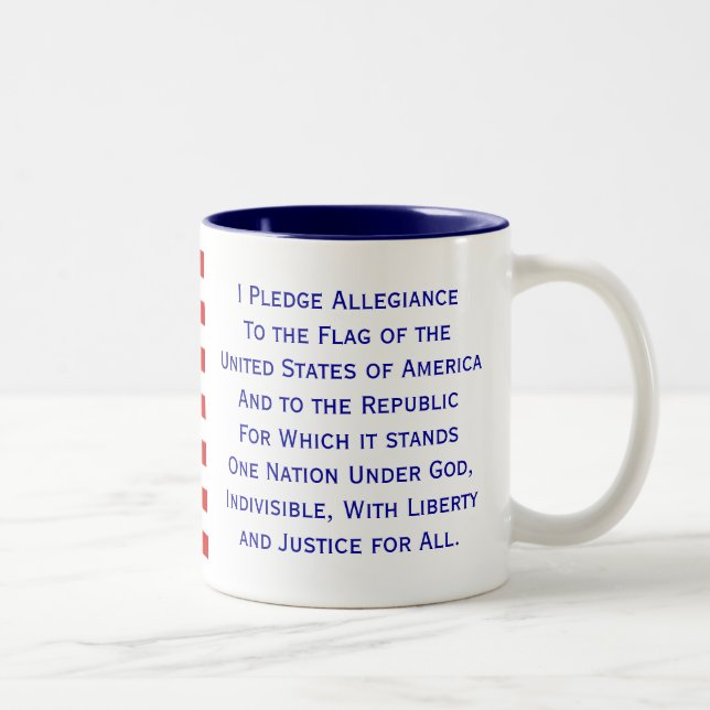Café Em Dois Tons Caneca da Bandeira do Juramento de Fidelidade (Direita)