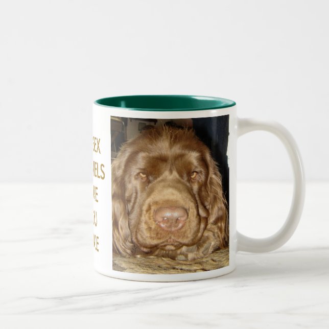 Café Em Dois Tons Caneca da cara do Spaniel de Sussex (Direita)