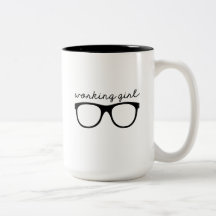 Caneca da menina de funcionamento