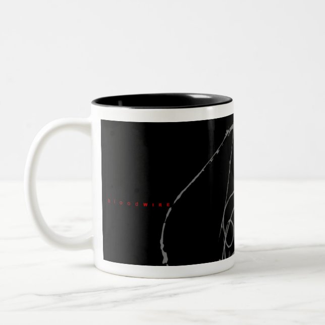 Café Em Dois Tons Caneca de Bloodwire [preto] (Esquerda)